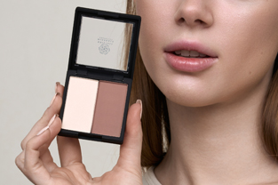 Новинка KM Cosmetics в Zelenika: палетка DUO «Прекрасная Мона Лиза» Новинка KM Cosmetics в Zelenika: палетка DUO «Прекрасная Мона Лиза»