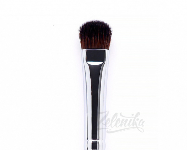 Кисть KM Cosmetics E04 плоская для теней и пигментов